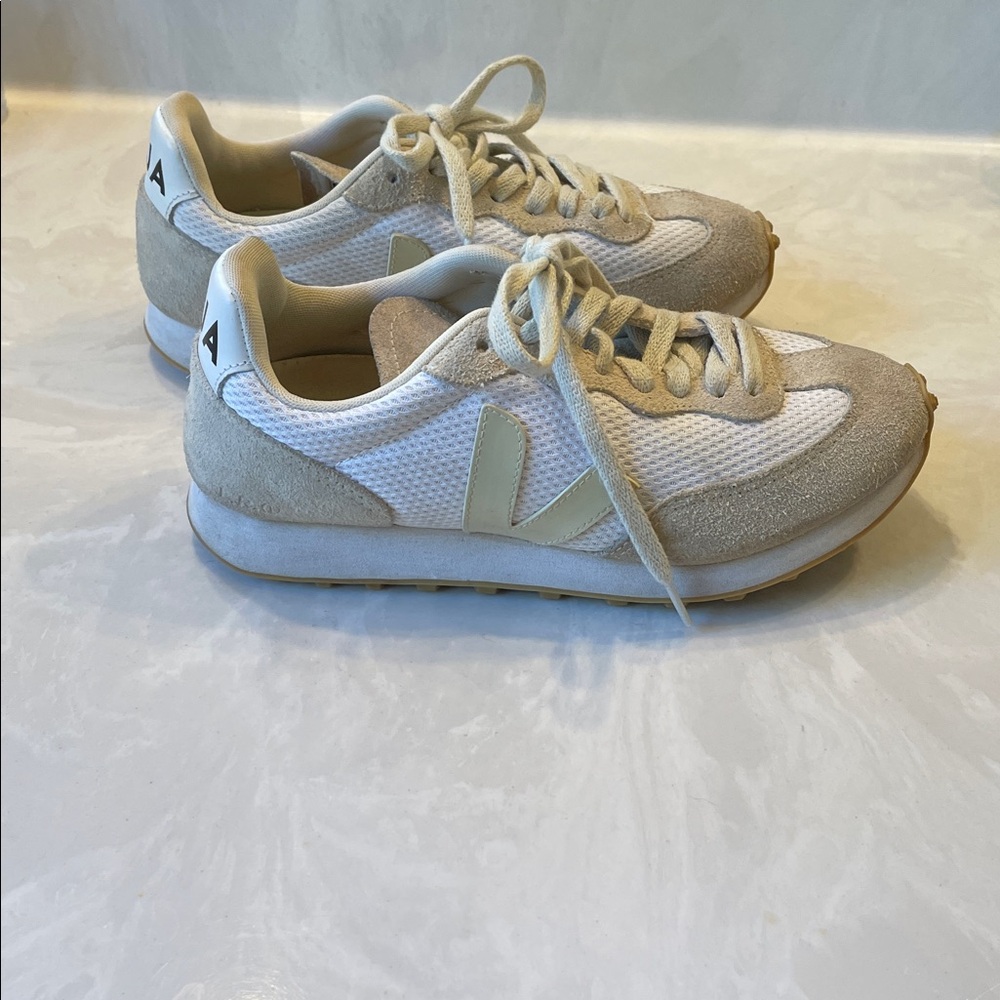 Veja Cream and White Casual Sneakers
